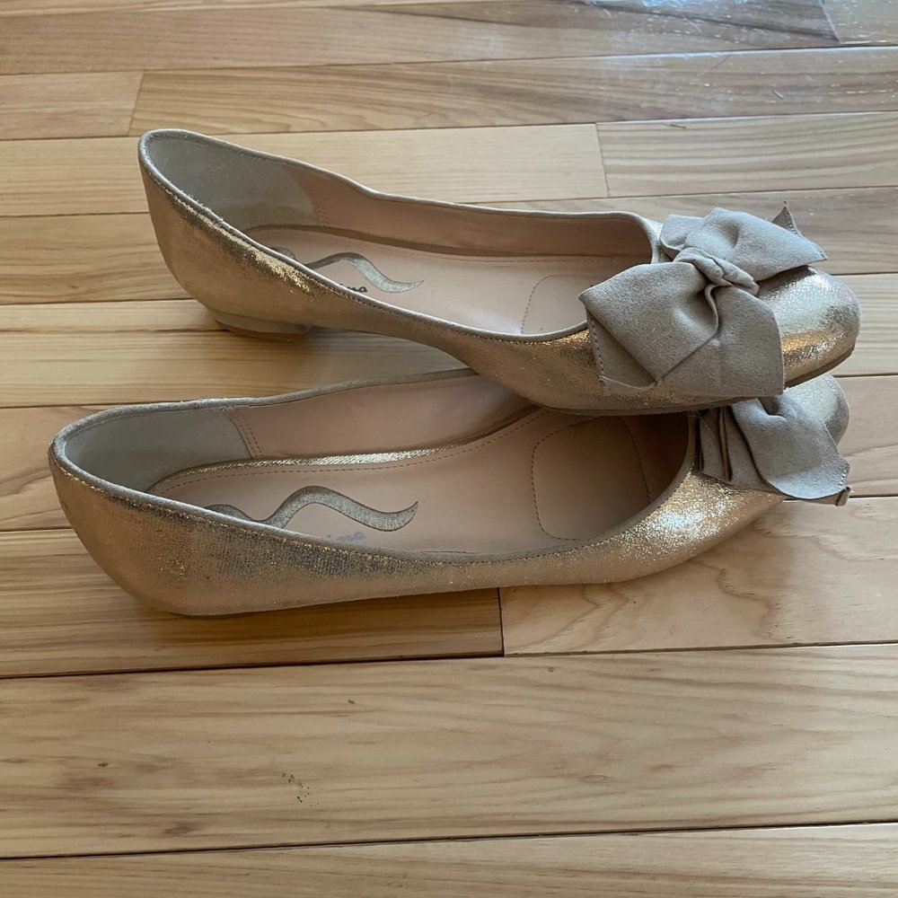 Nina Gold Ballet Flats